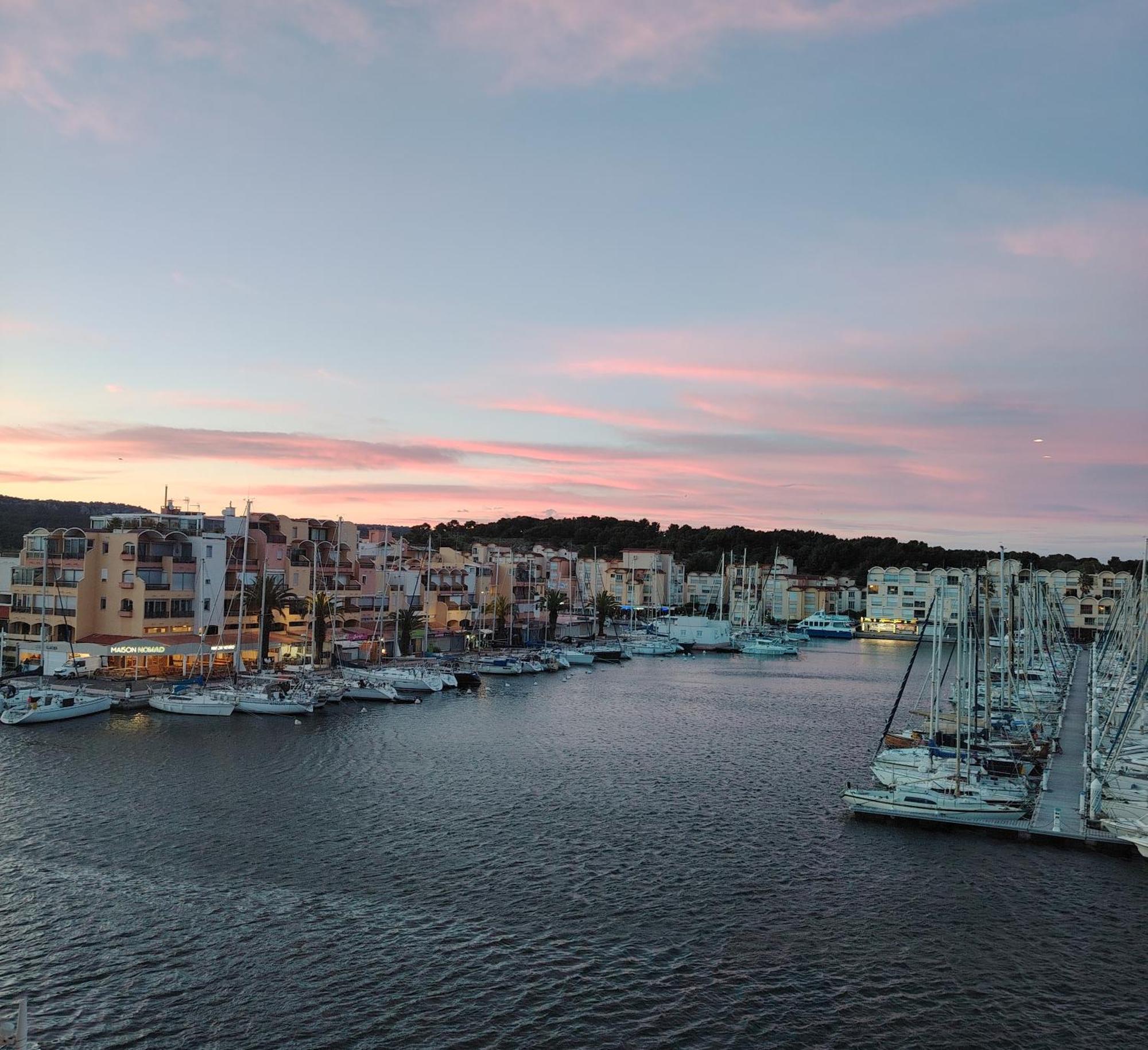 Port Panoramique Apartment Gruissan Luaran gambar